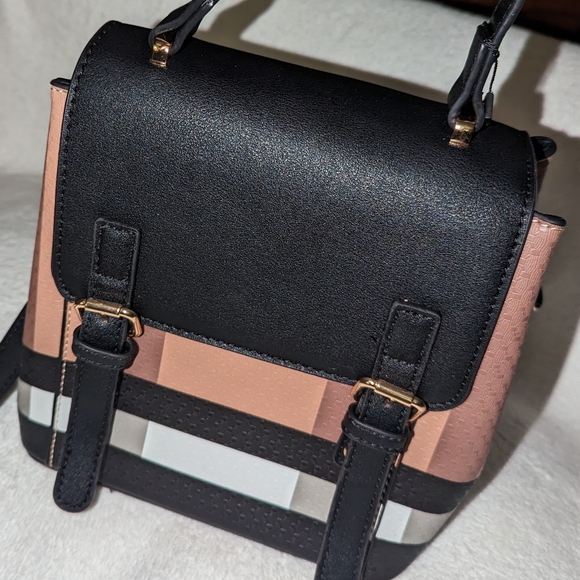 Calista women's three way bag. - Picture 3 of 10